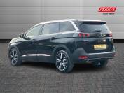 PEUGEOT 5008 2021 (21)