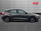 FORD FOCUS 2018 (68)