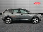 PEUGEOT 3008 2019 (68)