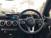 MERCEDES-BENZ A CLASS 2019 (69)