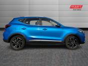 MG ZS 2021 (71)