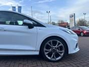 FORD FIESTA 2021 (21)