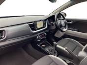 KIA STONIC 2018 (18)