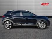 KIA STONIC 2024 (24)