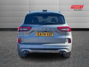 FORD KUGA 2024 (74)