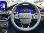 FORD KUGA 2024 (24)