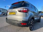 FORD ECOSPORT 2022 (72)