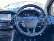 FORD FOCUS 2018 (18)