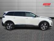 PEUGEOT 5008 2021 (71)