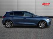 FORD FOCUS 2022 (72)