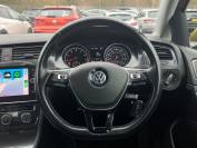 VOLKSWAGEN GOLF 2018 (18)