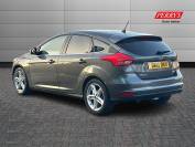 FORD FOCUS 2018 (18)