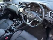 NISSAN QASHQAI 2018 (68)