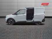 FORD TRANSIT COURIER 2024 (24)