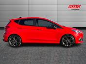 FORD FIESTA 2018 (68)