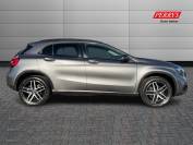 MERCEDES-BENZ GLA 2020 (69)