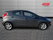 FORD FIESTA 2017 (17)