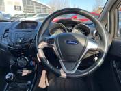 FORD FIESTA 2017 (17)