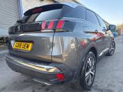 PEUGEOT 3008 2018 (18)