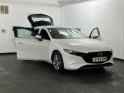 MAZDA 3 2019 (69)