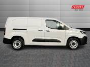 CITROEN BERLINGO 2025 (74)