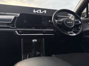 KIA SPORTAGE 2023 (73)