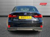 LEXUS IS 2017 (17)