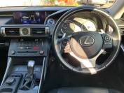 LEXUS IS 2017 (17)