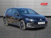 VOLKSWAGEN GOLF 2020 (20)