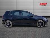 VOLKSWAGEN GOLF 2020 (20)