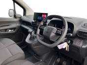 CITROEN BERLINGO 2025 (74)