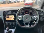 VOLKSWAGEN GOLF 2017 (67)