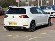 VOLKSWAGEN GOLF 2017 (67)