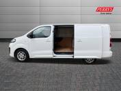 VAUXHALL VIVARO 2021 (71)