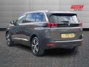 PEUGEOT 5008 2019 (69)