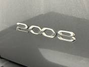 PEUGEOT 2008 2022 (71)