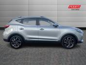 MG ZS 2022 (71)