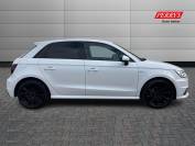 AUDI A1 2018 (18)