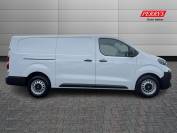 VAUXHALL VIVARO 2025 (74)