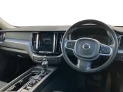 VOLVO XC60 2019 (19)