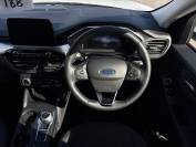 FORD KUGA 2022 (72)