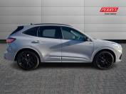 FORD KUGA 2023 (73)