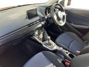 MAZDA 2 2016 (16)