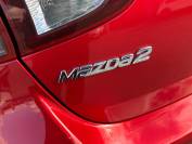 MAZDA 2 2016 (16)