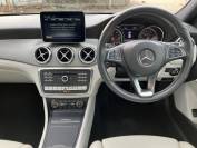 MERCEDES-BENZ GLA 2018 (67)