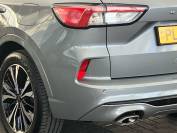 FORD KUGA 2022 (22)