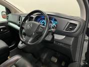 VAUXHALL VIVARO-LIFE 2022 (22)