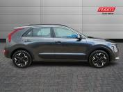 KIA NIRO 2024 (74)