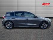 FORD FOCUS 2024 (24)