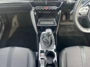 PEUGEOT 2008 2021 (21)
